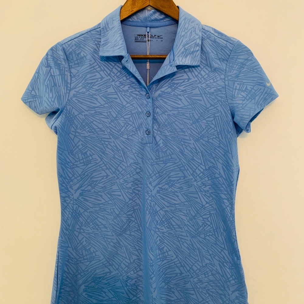 Women’s Nike golf shirt